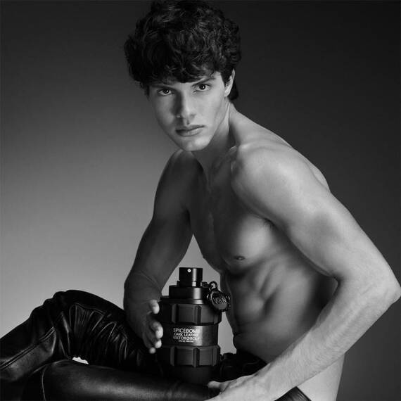 Viktor&Rolf Spicebomb Dark Leather Edp 150 Ml - 3